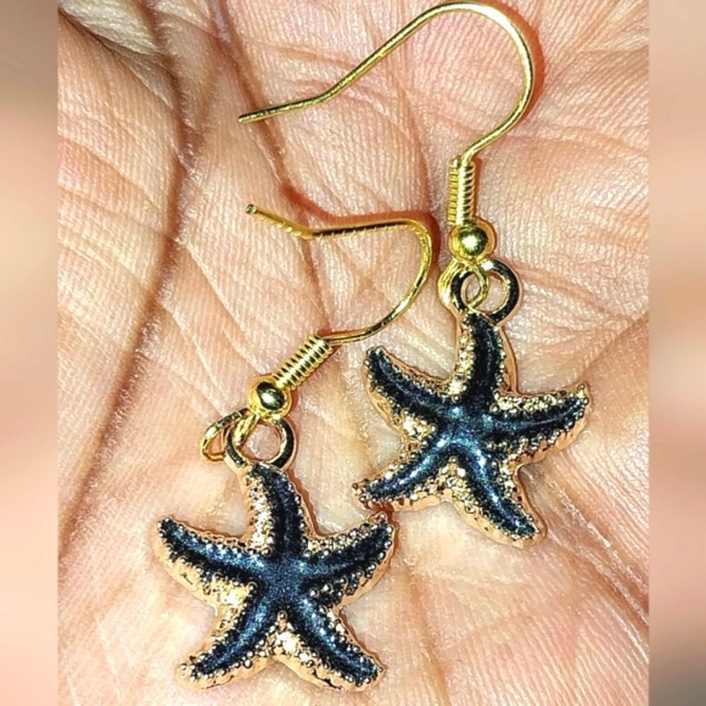 Hand crafted star fish character earrings